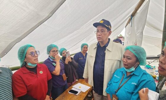 tinjau lokasi bencana gempa ntt purbaya bawa salam dari prabowo 1787126663240 169
