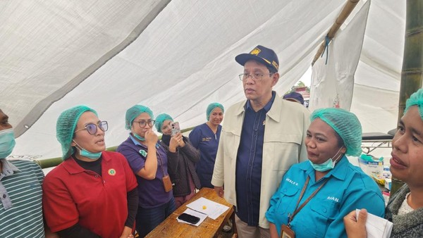 tinjau lokasi bencana gempa ntt purbaya bawa salam dari prabowo 1787126663240 169