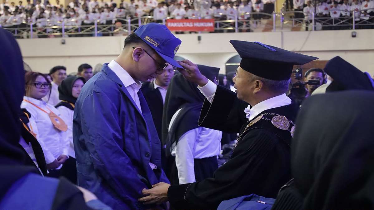 Hebat! Ribuan Mahasiswa Baru USM Ikuti Pakem 2026 dan Terima Pesan Inspiratif Rektor 51 1000000856 1 11zon
