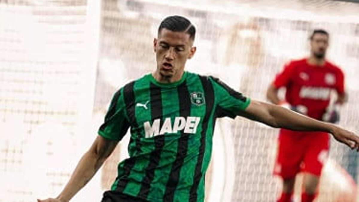 Pukulan Telak! Jay Idzes Absen Bela Timnas Indonesia di FIFA ASEAN Cup 51 1000000890 2 11zon