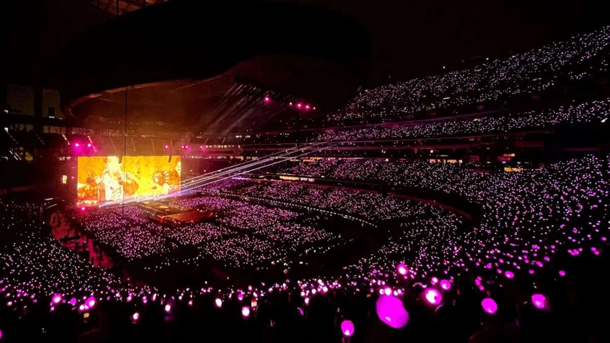 Rekor Konser BTS SoFi Stadium Tembus 282 Ribu Penonton