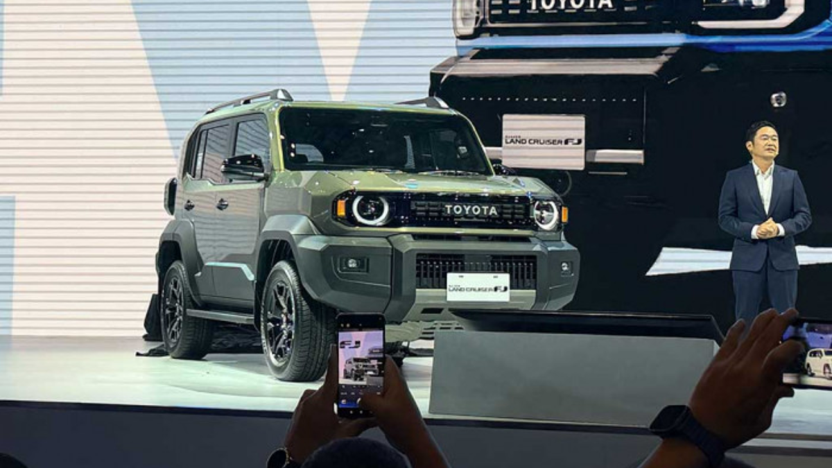 1 Bocoran Mobil Land Cruiser FJ Meluncur di Indonesia 52 1 Bocoran Mobil Land Cruiser FJ Meluncur di Indonesia