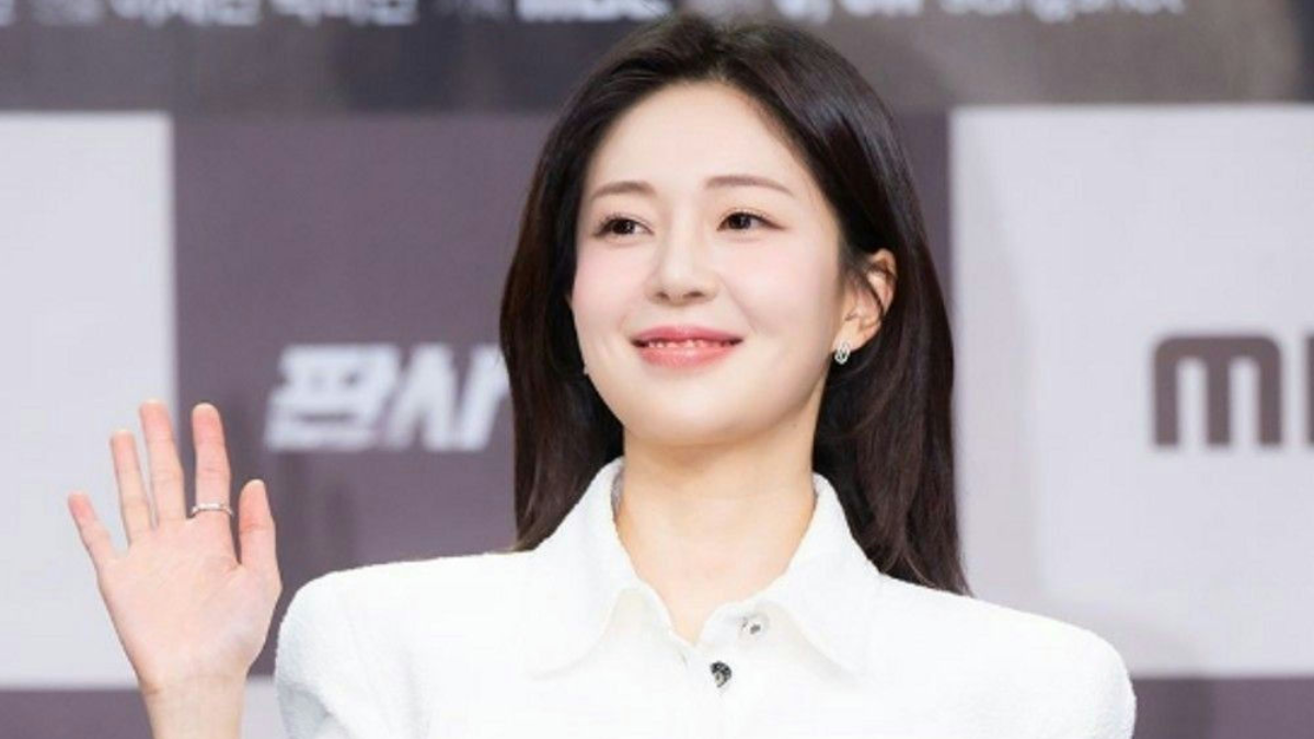 Artis Baek Jin Hee Menikah 23 Januari 2027 Gegerkan Fans