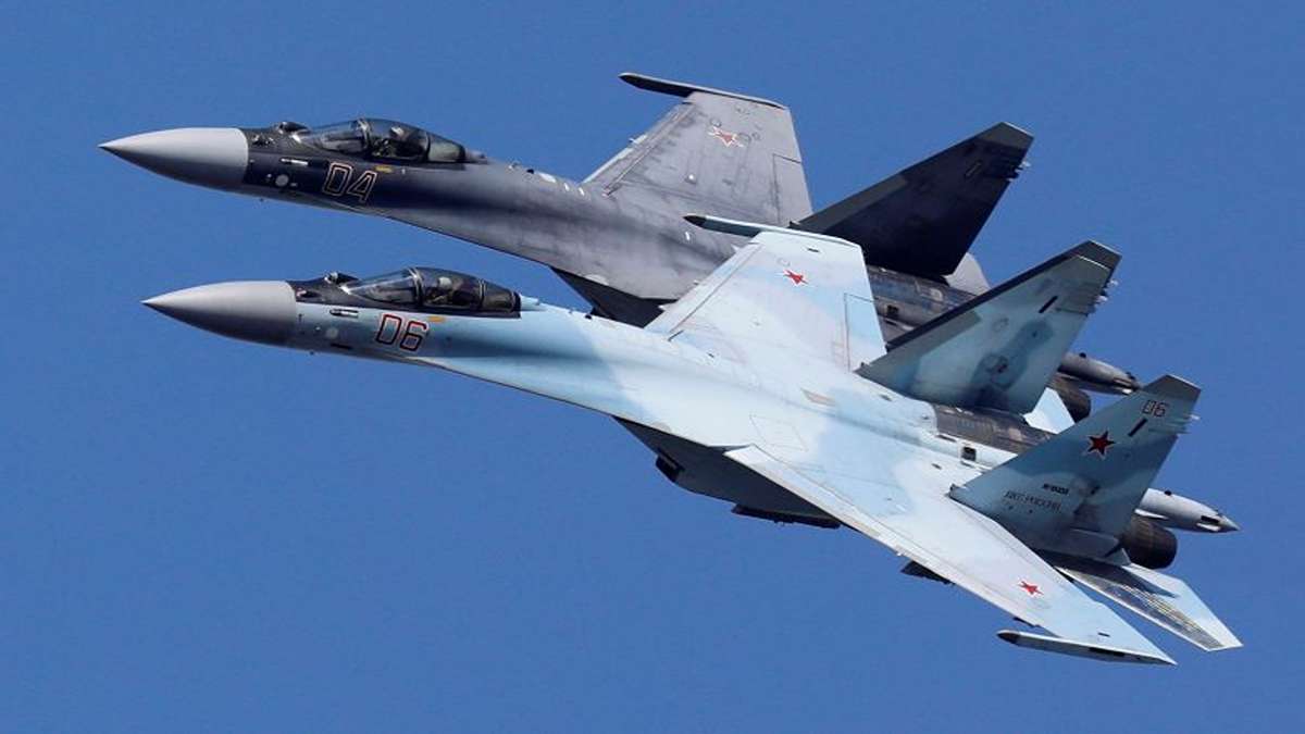 Tragedi Dua Jet Su-35 Rusia Tabrakan 1 Pilot Tewas