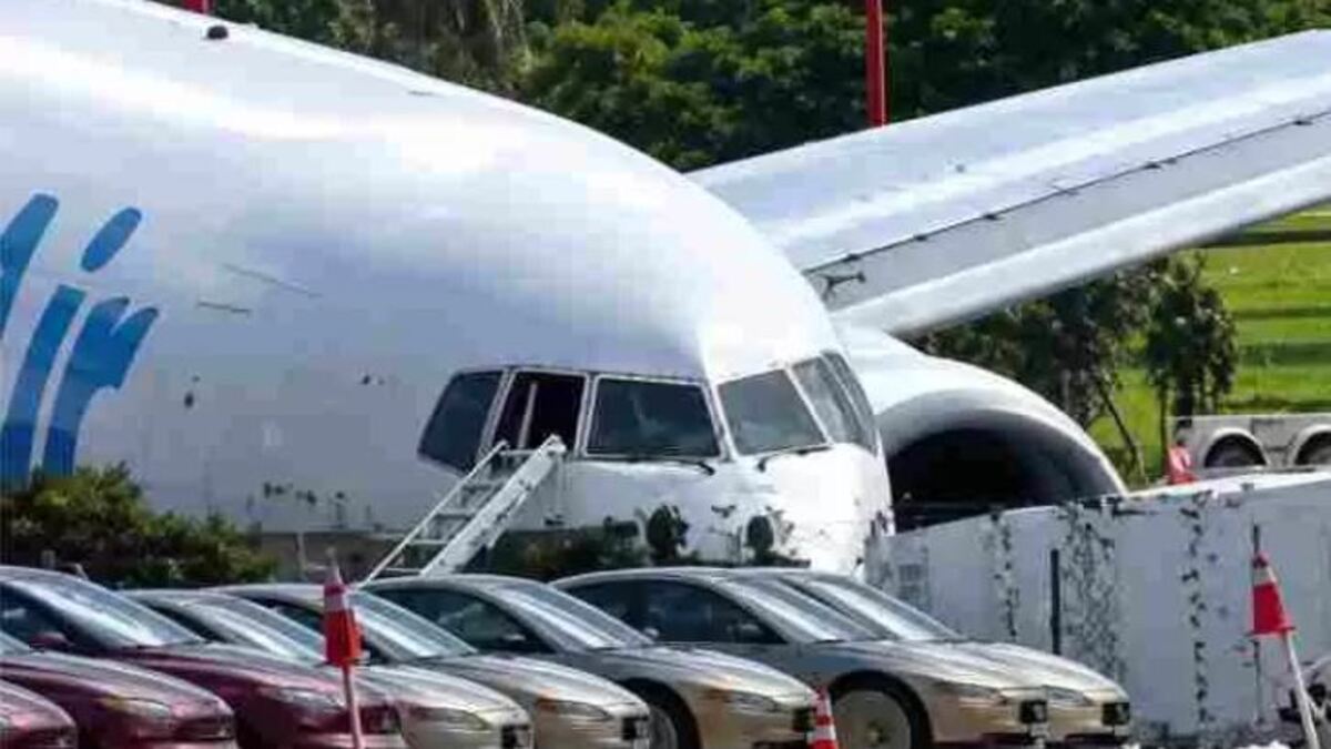 Pesawat Kargo Tergelincir Saat Mendarat di Miami AS 50 WhatsApp Image 2026 09 07 at 10.03.19 3