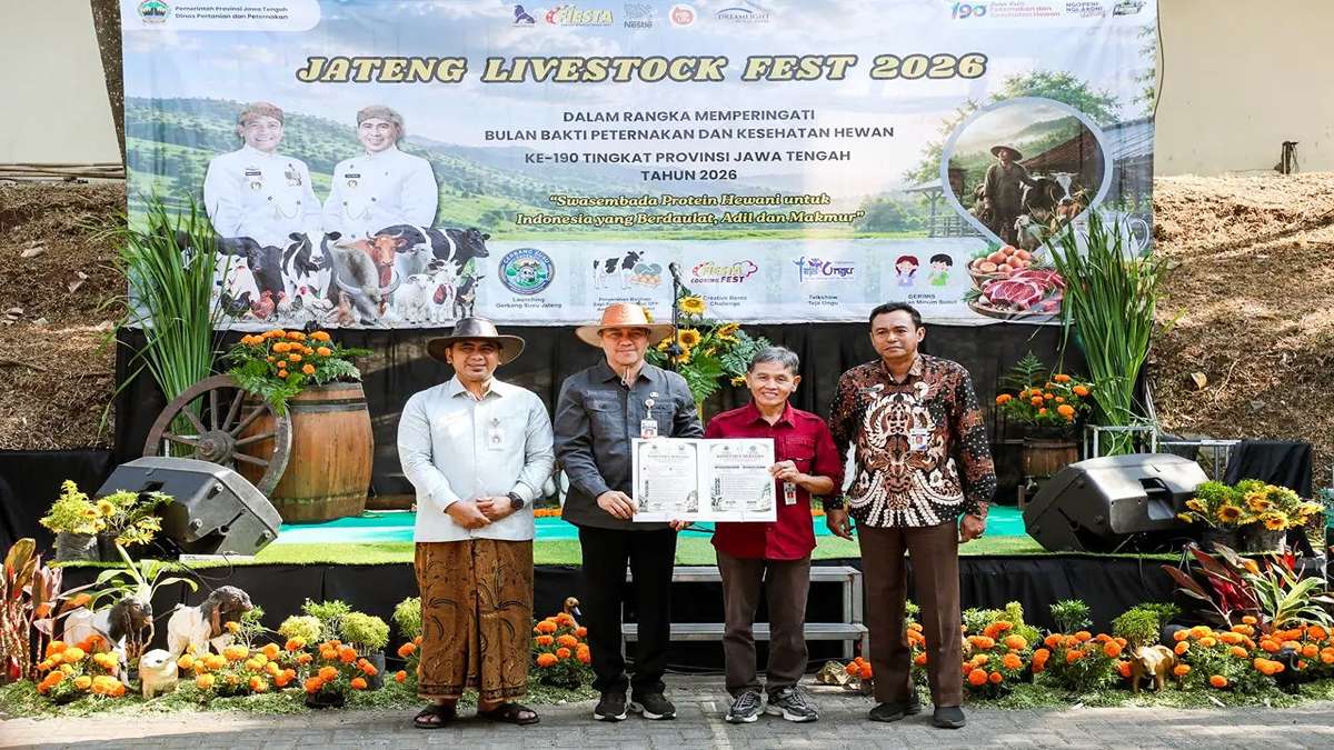 Pemprov Jateng Pakai 1 Inseminasi Buatan Dongkrak Susu Sapi
