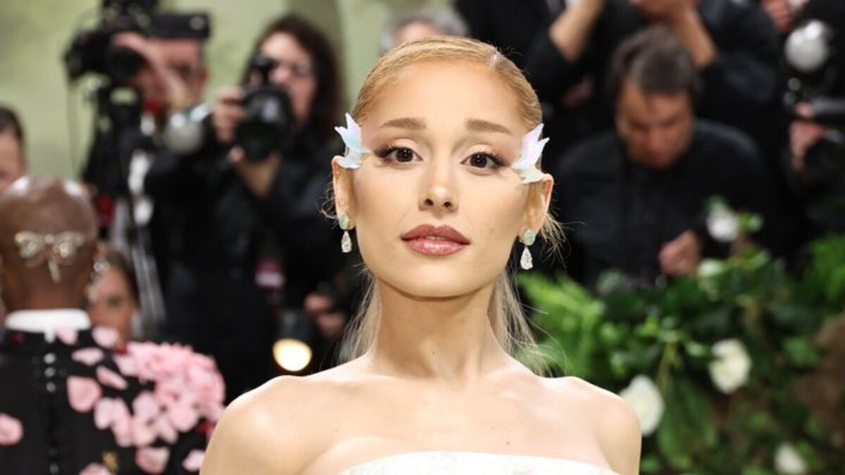 Mengharukan! Spektakuler dan Penuh Air Mata, Konser Terakhir Ariana Grande Pecah Sebelum Hiatus 50 ariana grande