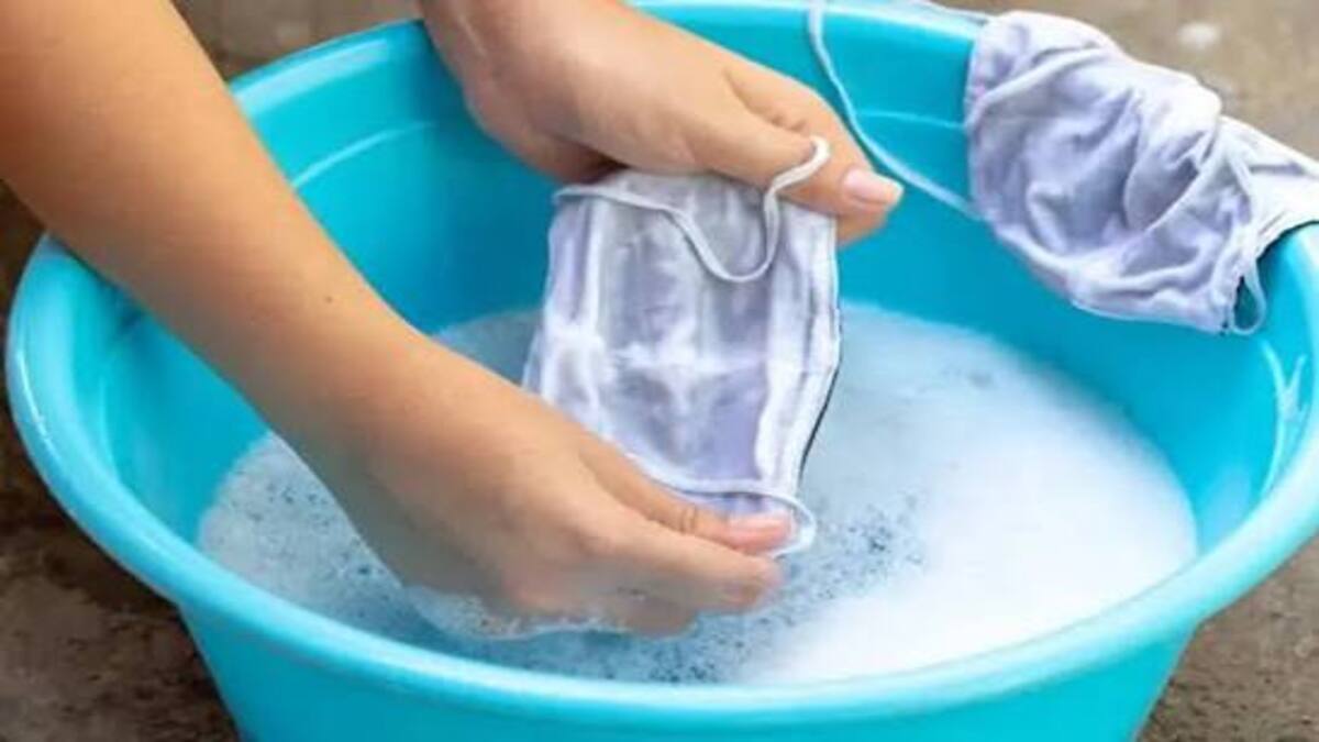 Harga Melonjak dan Susah Dicari, Masker Boleh Dicuci Ulang? 51 images 2 2
