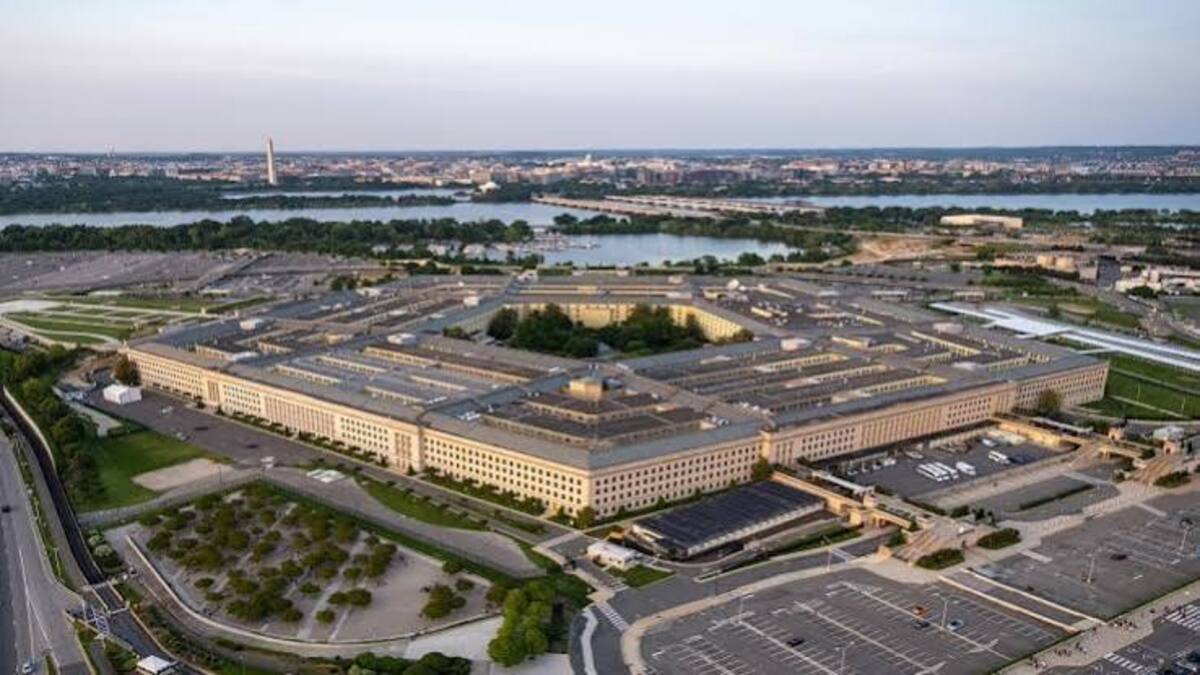 Pentagon Resmi Adopsi ChatGPT dan Grok Versi Militer
