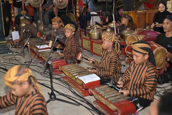 Inspiratif! Rembangan Fest 2026 Jadi Panggung Regenerasi Seniman Muda 52 images 5 4