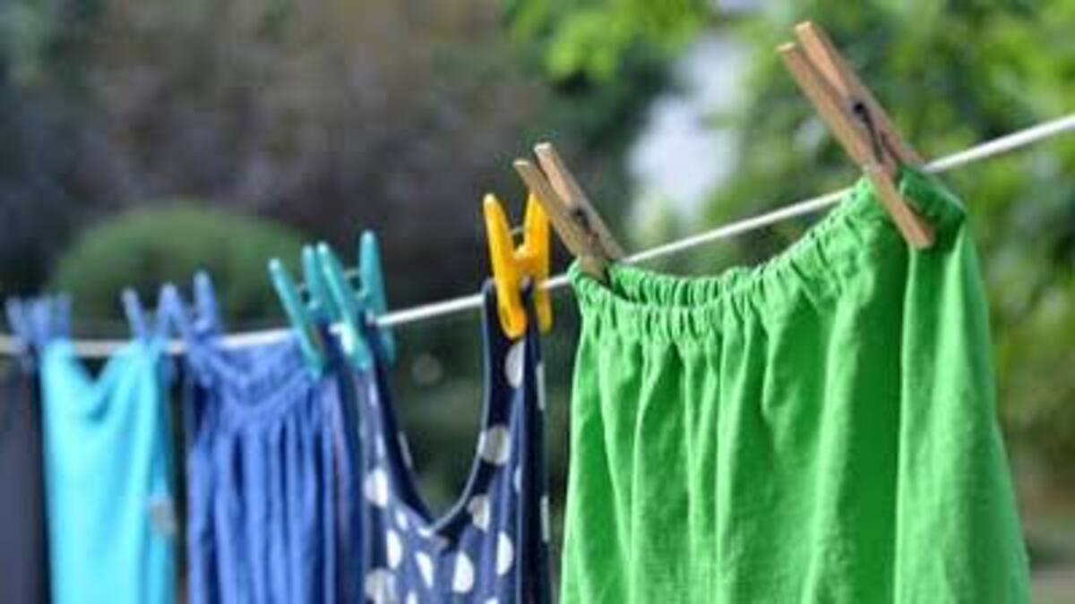 Rahasia Penting! Baju Dijemur di Luar saat Hujan Abu Vulkanik Wajib Dicuci Lagi 51 images 51 1