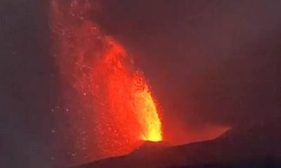 Abu Vulkanik Krakatau