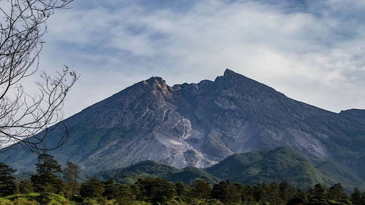 Dahsyat! Yogyakarta Siapkan Mitigasi Pantau Peningkatan Aktivitas Merapi 51 images 88