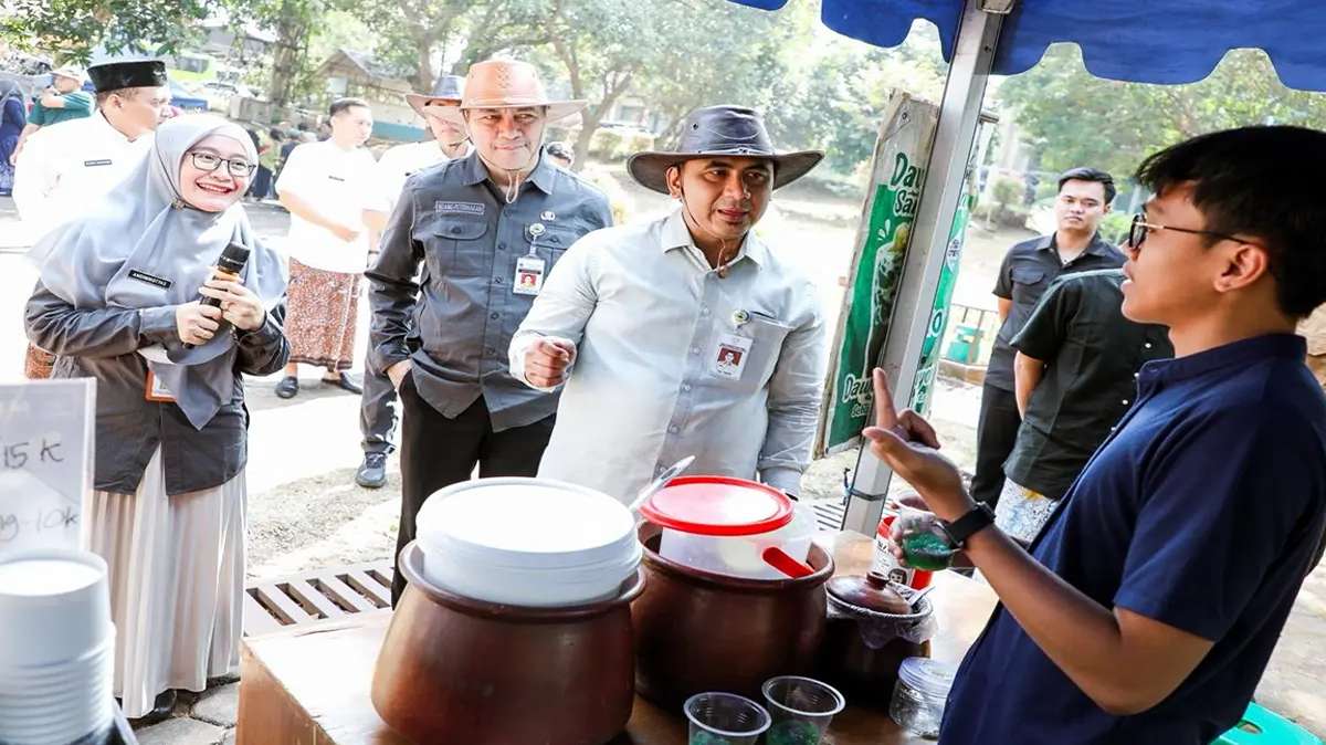 Pemprov Jateng Pakai 1 Inseminasi Buatan Dongkrak Susu Sapi